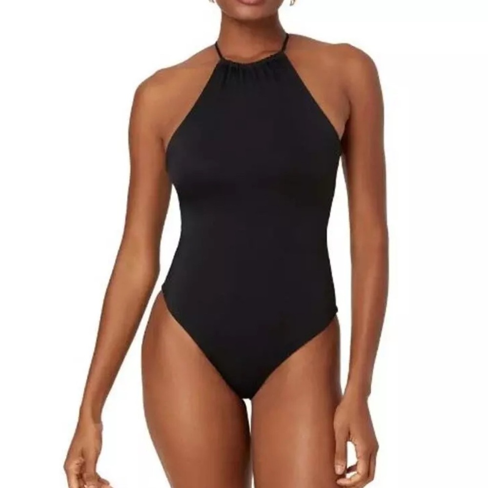 Andie Saidia one piece